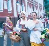 В столице стало тремя пешеходными улицами больше. После двух месяцев ремонтных работ Пятницкая, Покр