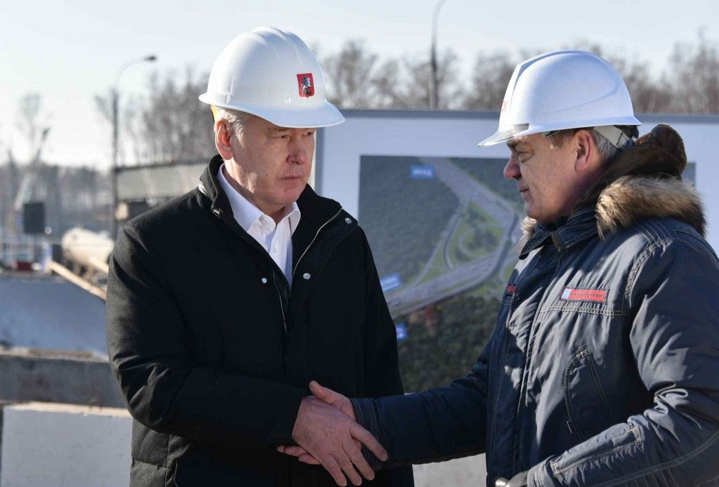 Собянин: Реконструкция развязки на пересечении МКАД с Ленинским проспектом завершится осенью 2015