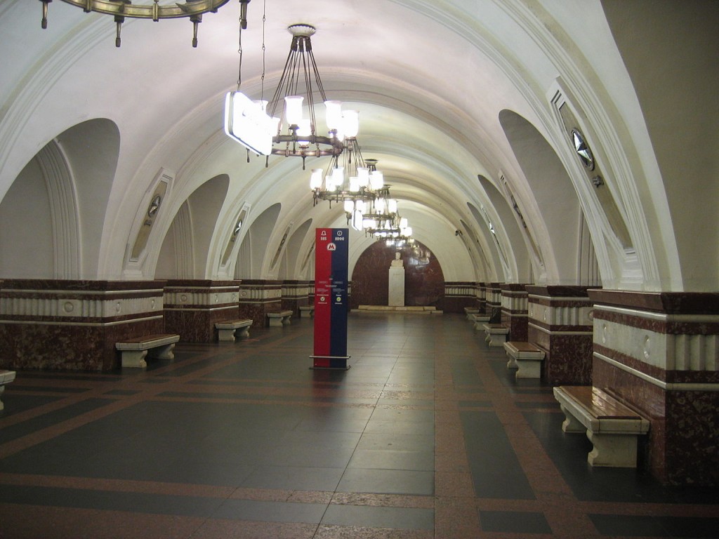 Станцию «Фрунзенская» закроют на год