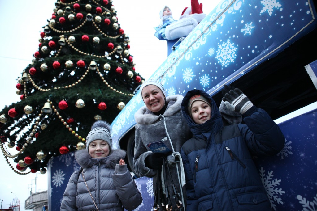 Дети во всех регионов России приедут на Новый год в Москву