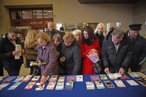 Ярмарка вакансий САО в гостинице космос.