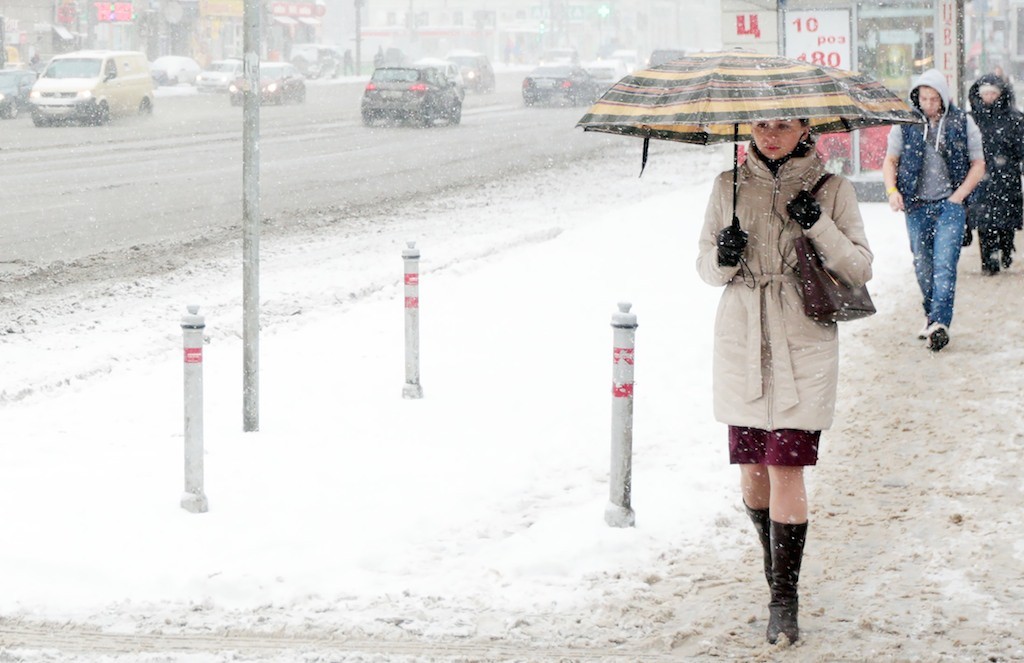 В столице могут установить штрафы за грязь и неубранный снег