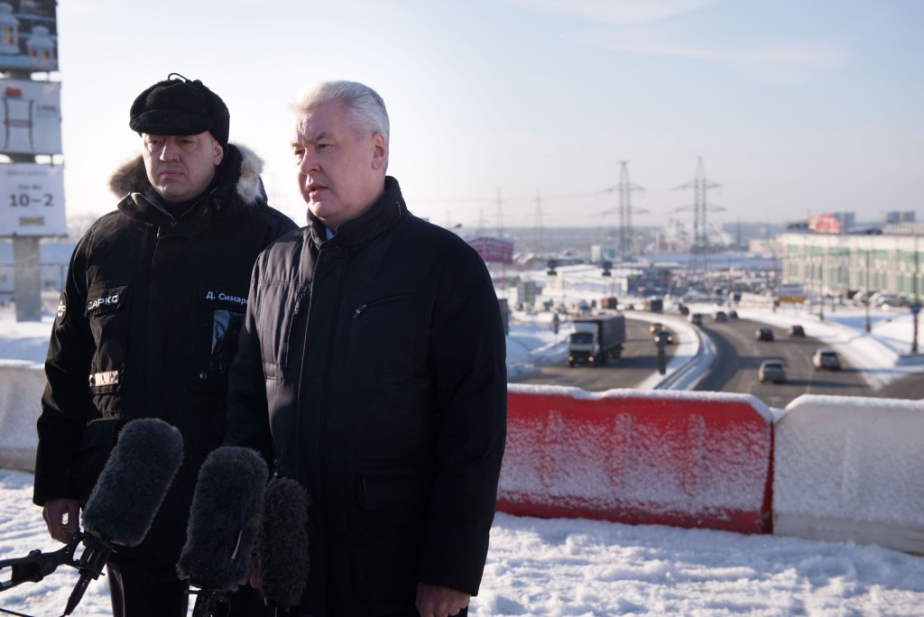 Собянин проинспектировал ход реконструкции развязки МКАД и Калужского шоссе