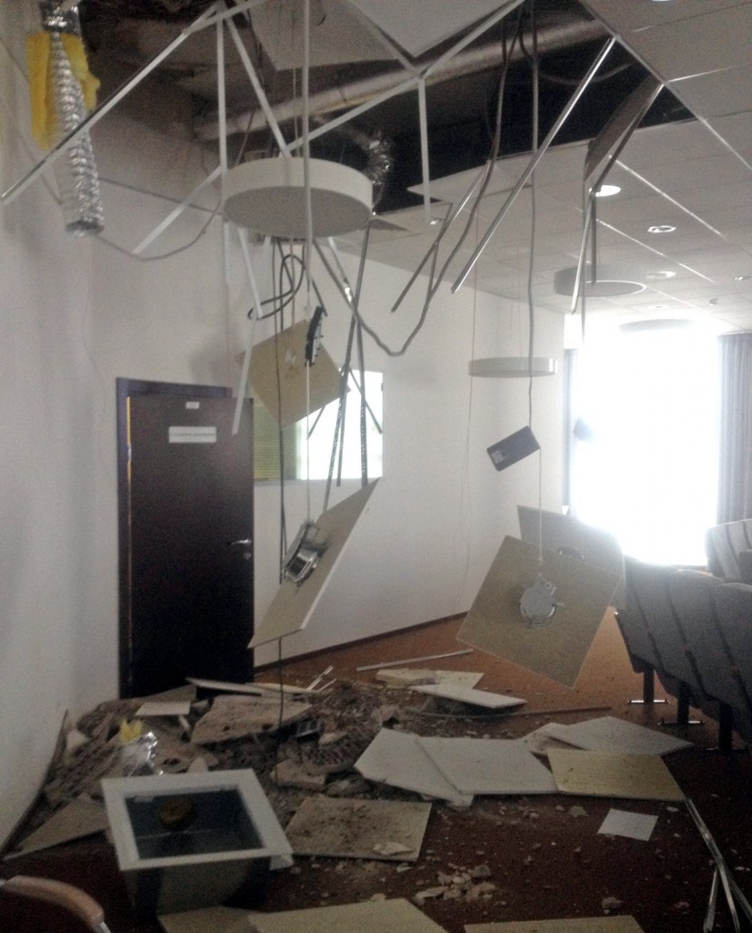 В здании Московской торгово-промышленной палаты обвалилась часть подвесного потолка