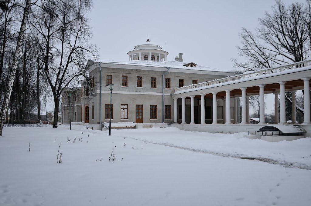 Власти города продадут на аукционе усадебный комплекс на Малой Полянке в феврале
