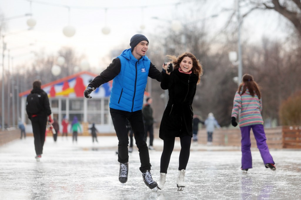 В московских парках пройдут бесплатные занятия по конькобежному спорту