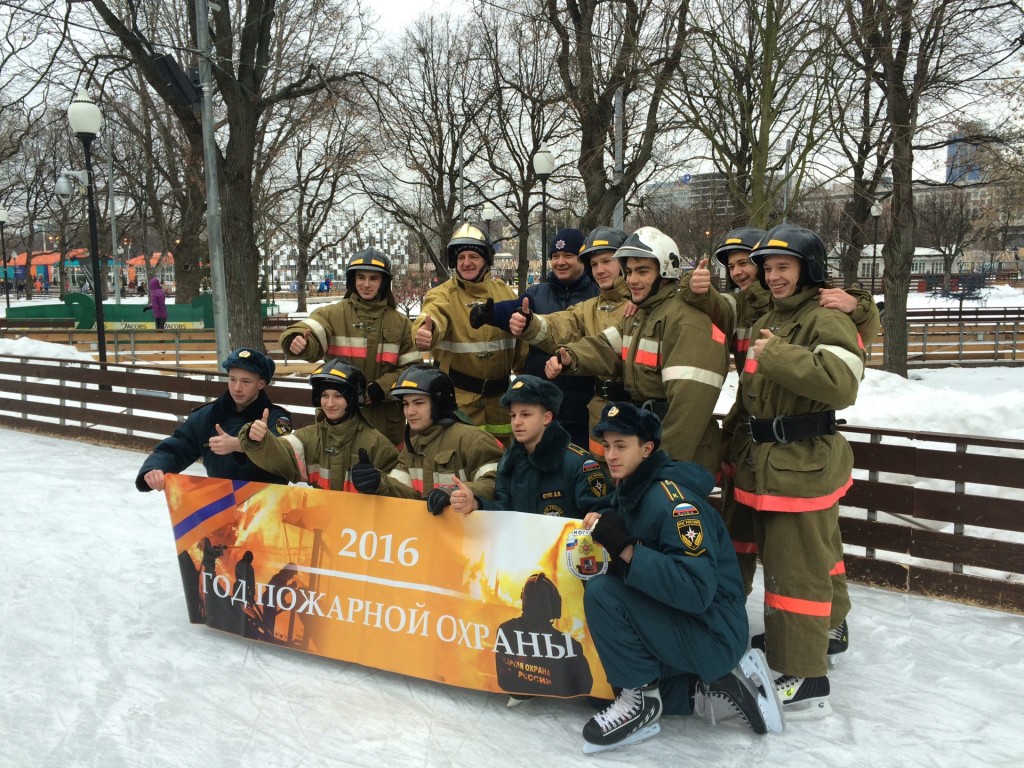 Ежегодные «Пожарные покатушки» прошли в Парке Горького