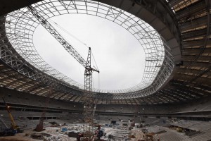 19 февраля 2016 Мэр Москвы Сергей Собянин осмотрел ход реконструкции стадиона "Лужники"