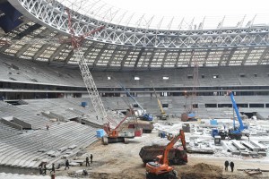 19 февраля 2016 Мэр Москвы Сергей Собянин осмотрел ход реконструкции стадиона "Лужники"