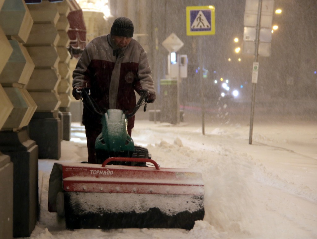 С улиц Москвы  вывезли около 4 млн кубометров снега