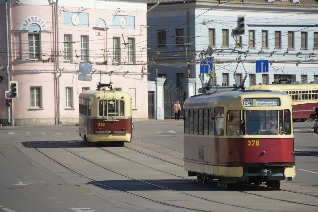 В двух районах Центрального округа реконструируют трамвайные пути