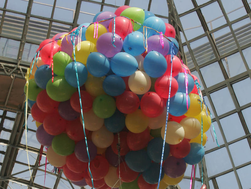 Воздушные шары подарят пассажирам московского метро в День весны и труда