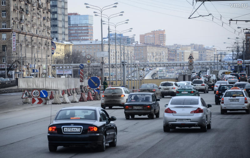 На дорогах Москвы начнут фиксировать нарушения правил поворота при помощи 18 дополнительных камер