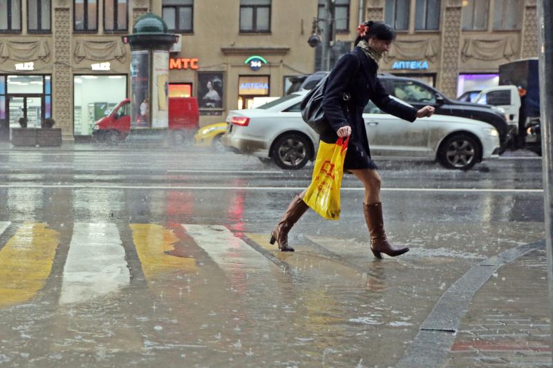 Синоптики предупреждают о дождях и заморозках