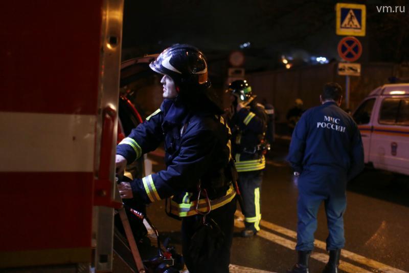 Пожар на севере Москвы ликвидирован, 15 человек спасены