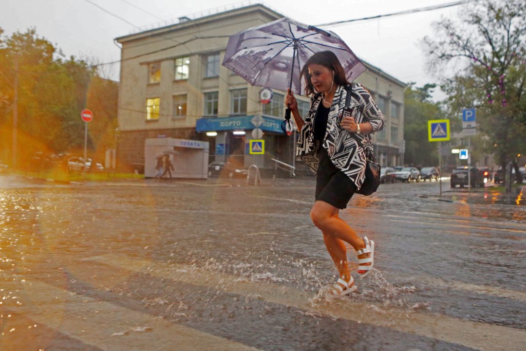 Во вторник Москву ожидают дождь и гроза
