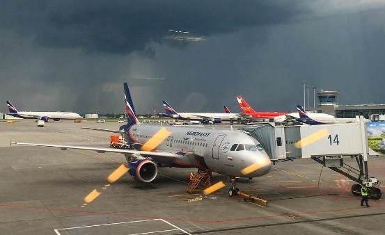 Самолет «Аэрофлота» получил удар молнии над аэропортом Шереметьево