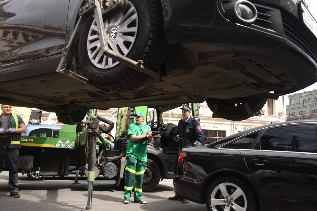 В Москве назвали самые «популярные» улицы у эвакуаторов автомобилей