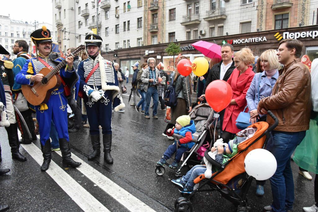 В День города на Тверской улице откроются 10 праздничных площадок