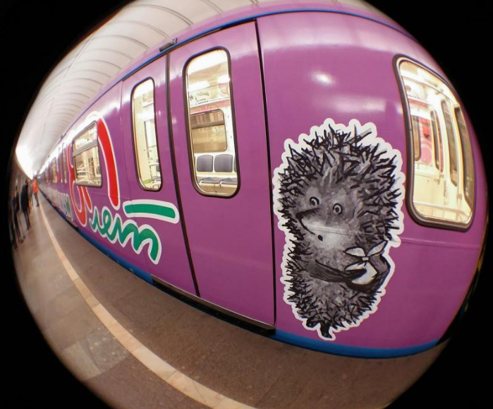 В метро появился поезд с персонажами «Союзмультфильма»