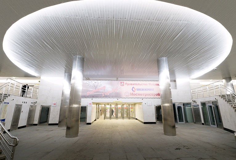 Новое освещение смонтировано на 62 станциях метро