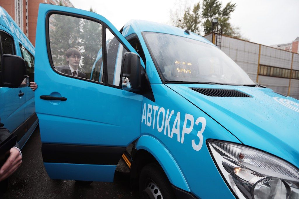 В Москве водители «голубых маршруток» выберут единый дресс-код