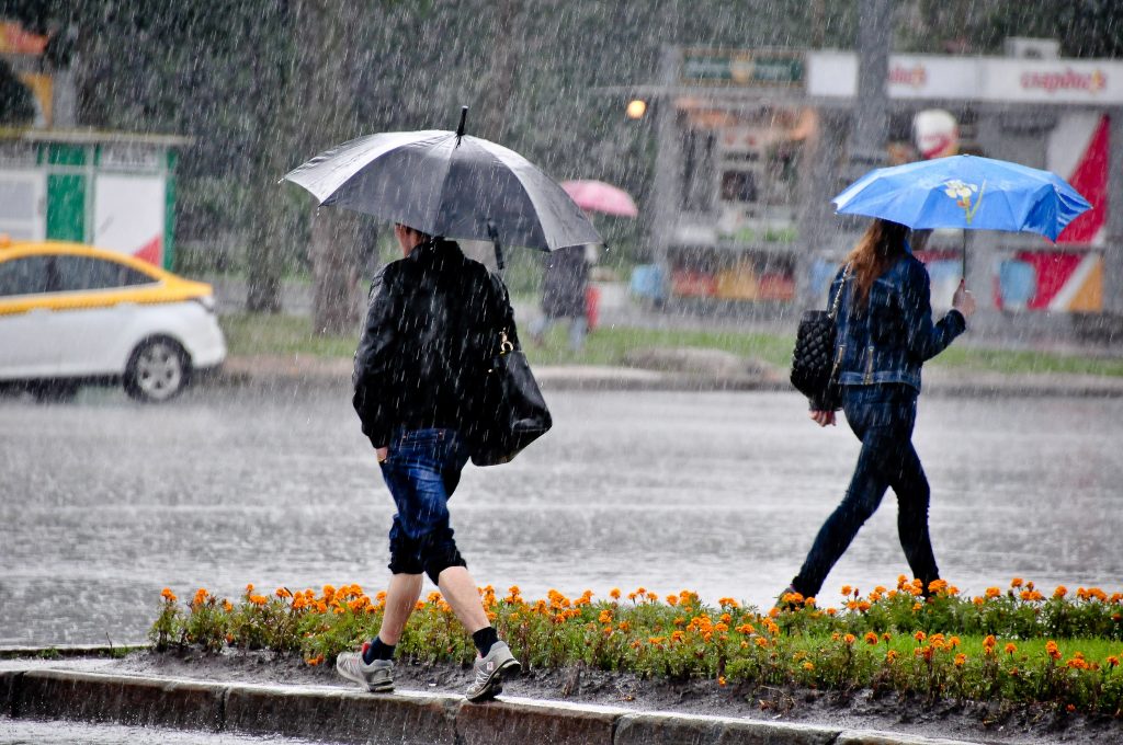 На 22 сентября в Москве объявили оранжевый уровень опасности погоды