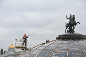 Куполу Манежа вернут лоск. Фото: "Вечерняя Москва"