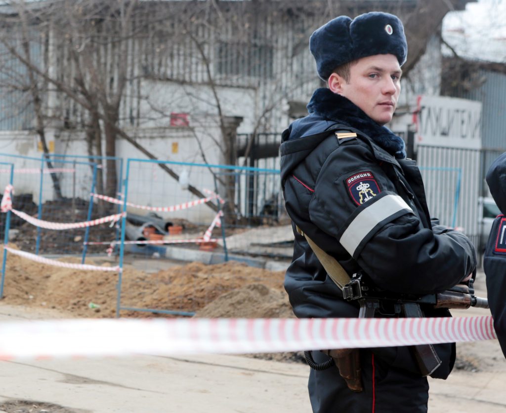 Полиция выясняет детали убийства химчанина на юге Москвы