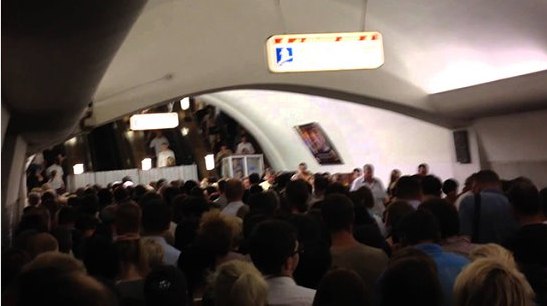 Кольцевая ветка метро входит в график после падения пассажира на рельсы