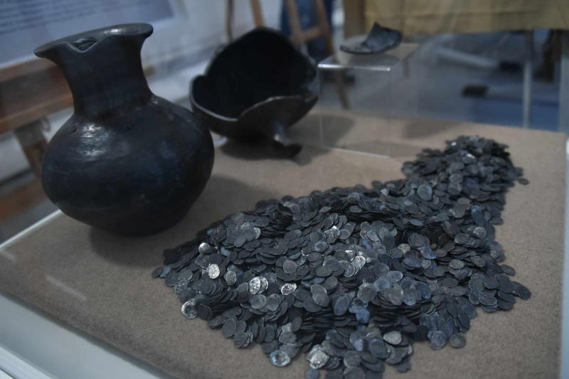 Археологи определили возраст находок с Софийской набережной