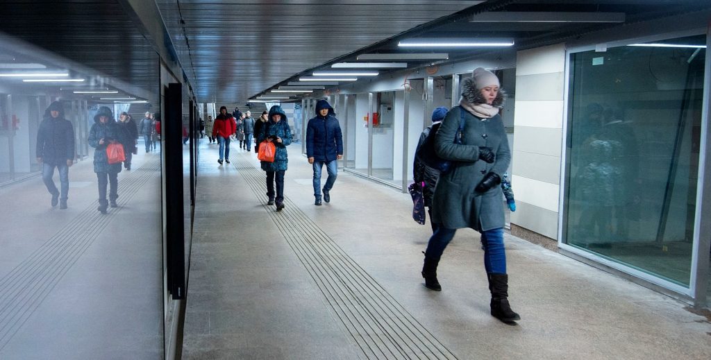 Семь станций метро Москвы закрывают вестибюли на выходные