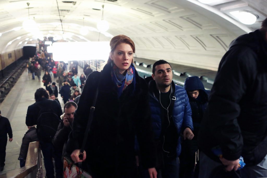 После сбоя на голубой ветке метро Москвы восстанавливают движение поездов