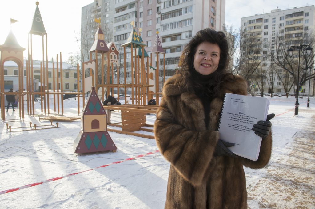 Жительница дома №15 по Плетешковскому переулку Анна Соколова довольна тем, как начинается реконструкция Пушкинского городка