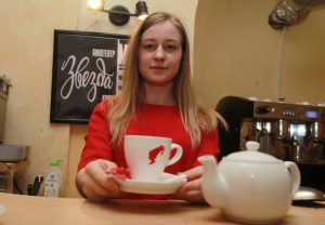 10 января 2017 года. Перед началом сеанса москвичка Аксинья Кузнецова решила зайти в кафе при кинотеатре «Звезда» и выпить чашечку кофе 