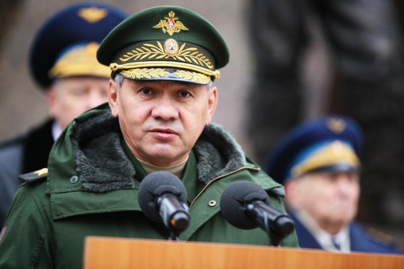 Сергей Шойгу требует укрепления войск на юге страны