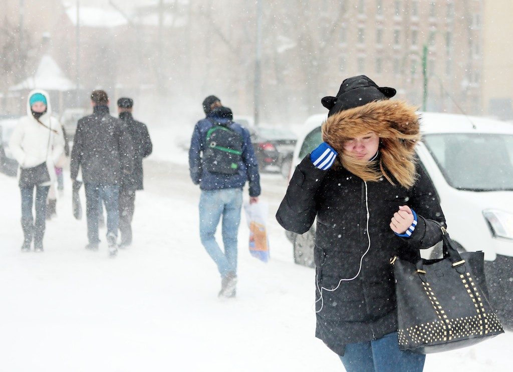 Снег всех влюбленных: на 14 февраля в Москве объявили желтый уровень опасности