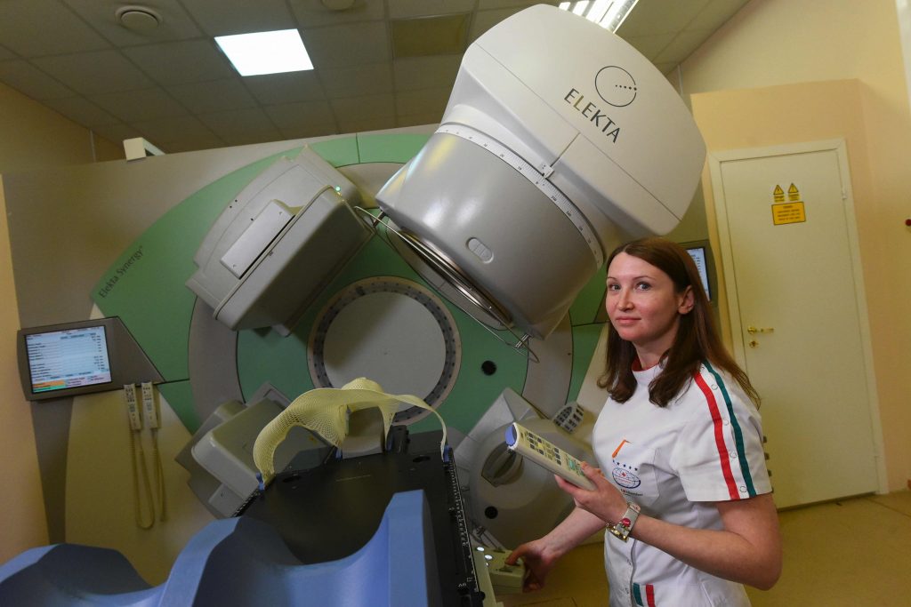 Японские медики подарили Москве маммограф с точнейшей детализацией