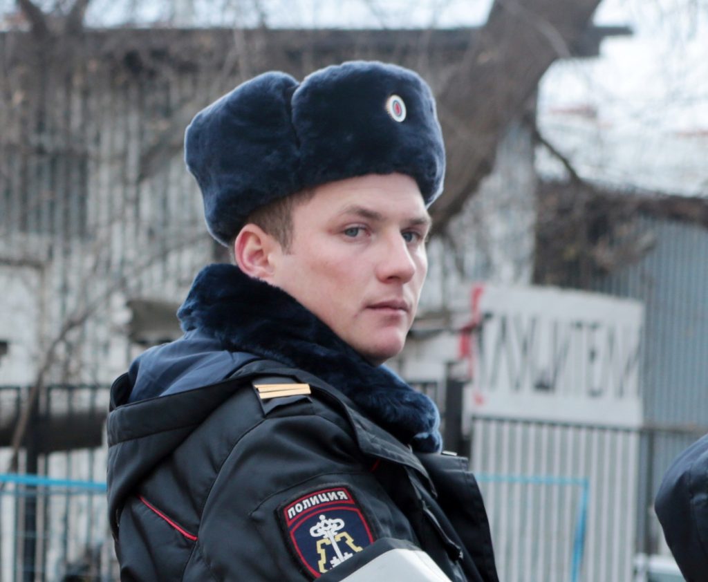 Уголовное дело возбуждено после дерзкого ограбления автосалона в центре Москвы