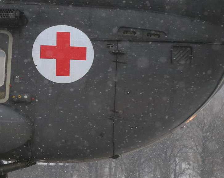 Вертолет эвакуировал троих детей, пострадавших в ДТП на юге Москвы
