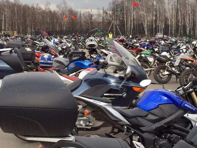 ЦОДД просит мотоциклистов не торопиться с открытием сезона