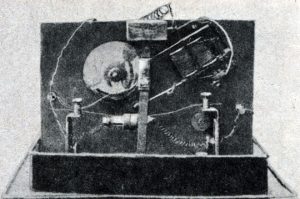 Фото: радиоприемник (1895 год).