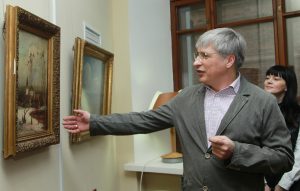 Преподаватель высшей школы реставрации Виктор Музыка рассказывает о картинах