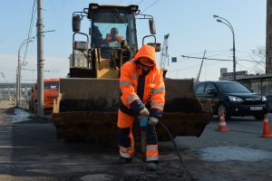 Кампания по сезонному ремонту дорог стартует в Москве