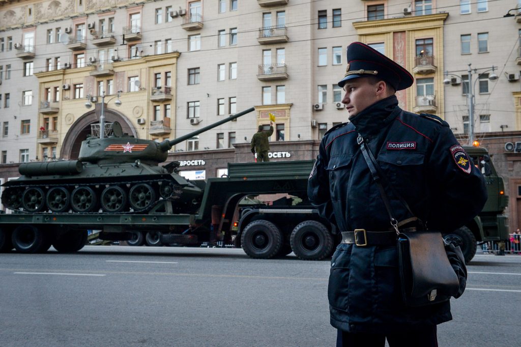Арктическую боевую технику впервые выведут на Парад Победы в Москве