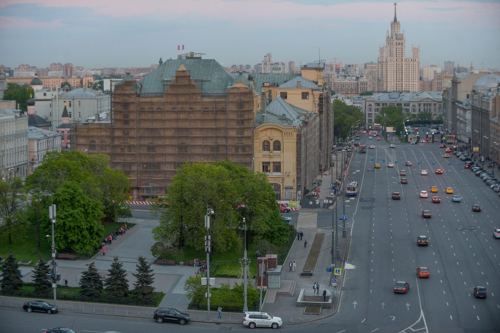 Движение на улицах в центре Москвы перекроют 1 мая