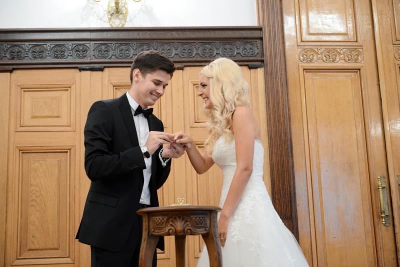Церемонии бракосочетания впервые проведут в Мосгордуме