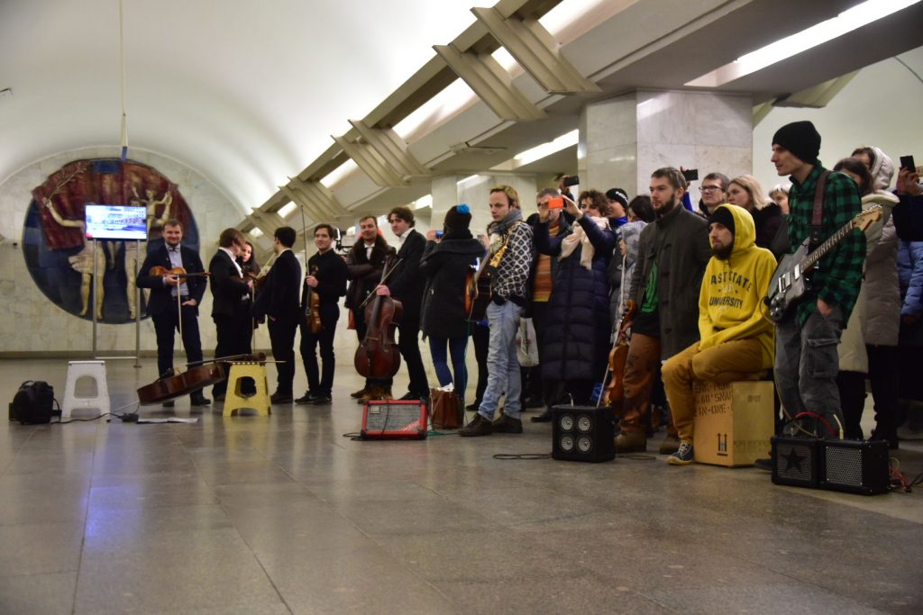 Москвичи проголосуют за любимого артиста «Музыки в метро»