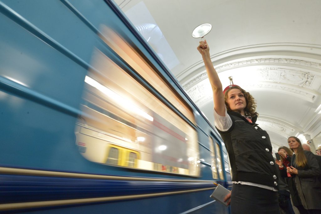 Парад поездов пройдет по кольцевой линии к годовщине открытия московского метро