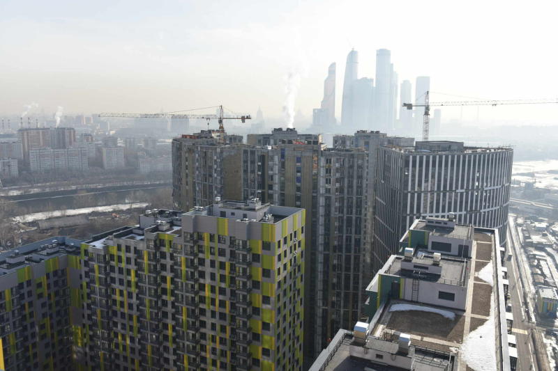 В ближайшее время в Москве будет разработана и принята программа реновации пятиэтажного жилищного фонда первого периода индустриального домостроения. Фото: «Вечерняя Москва»